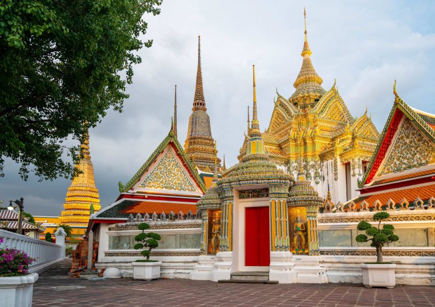 Wat Pho in Bangkok.jpg